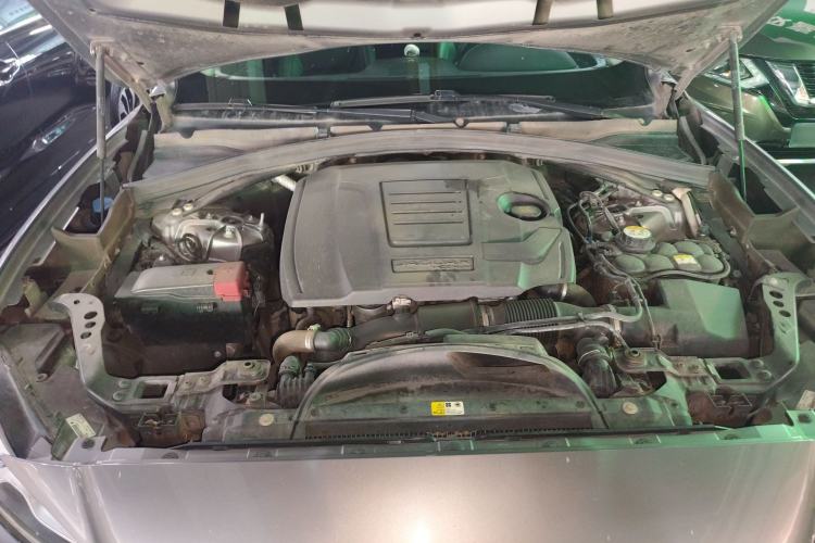 Used Jaguar F-PACE 2020 2.0T Rally Edition Engine Bay