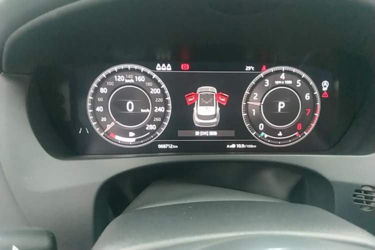 Used Jaguar F-PACE 2020 2.0T Rally Edition Instrument Cluster