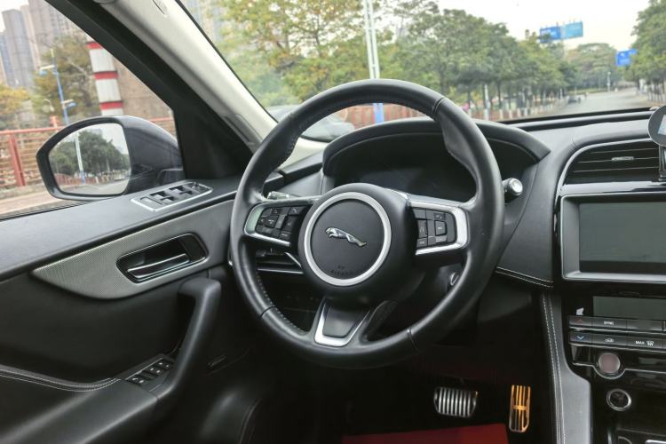 Used Jaguar F-PACE 2020 2.0T Rally Edition Interior 2