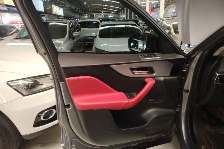 Used Jaguar F-PACE 2020 2.0T Rally Edition Interior 4
