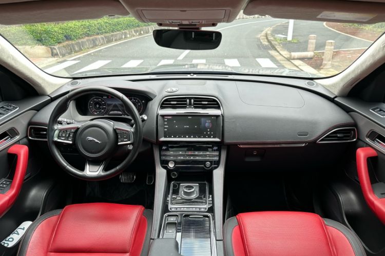 Used Jaguar F-PACE 2020 2.0T Rally Edition Interior 6