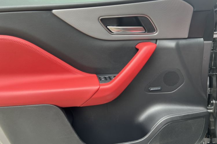 Used Jaguar F-PACE 2020 2.0T Rally Edition Interior 8
