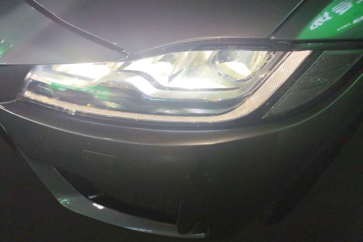 Used Jaguar F-PACE 2020 2.0T Rally Edition Left Front Headlight