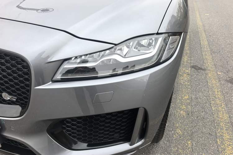 Used Jaguar F-PACE 2020 2.0T Rally Edition Left Front Headlight