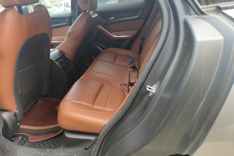 Used Jaguar F-PACE 2020 2.0T Urban Deluxe Edition Left Rear Seat