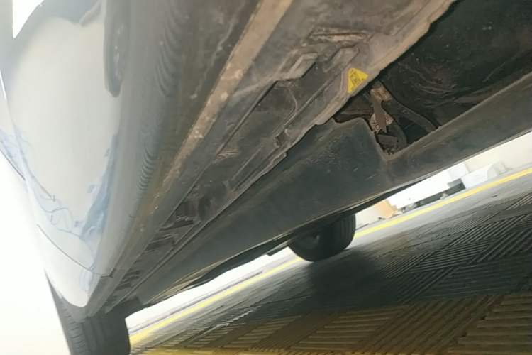 Used Jaguar F-PACE 2020 2.0T Rally Edition Left Side Sill