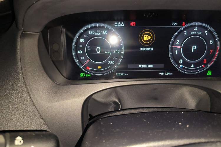 Used Jaguar F-PACE 2020 2.0T Rally Edition Odometer Close Up