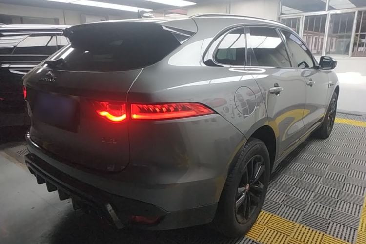 Used Jaguar F-PACE 2020 2.0T Rally Edition Rear Right 45 Deg