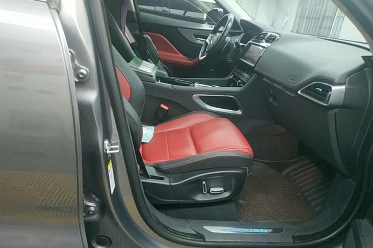 Used Jaguar F-PACE 2020 2.0T Rally Edition Right Front Seat