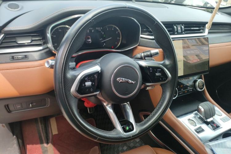 Used Jaguar F-PACE 2020 2.0T Urban Deluxe Edition Steering Wheel