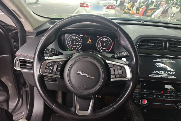 Used Jaguar F-PACE 2020 2.0T Rally Edition Steering Wheel
