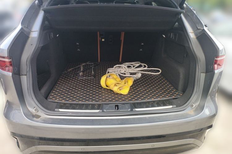 Used Jaguar F-PACE 2020 2.0T Urban Deluxe Edition Trunk