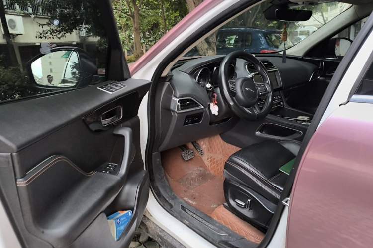 Used Jaguar F-PACE 2020 2.0T Urban Deluxe Edition Driver Seat