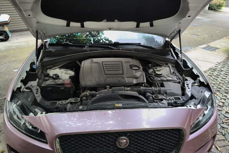 Used Jaguar F-PACE 2020 2.0T Urban Deluxe Edition Engine Bay