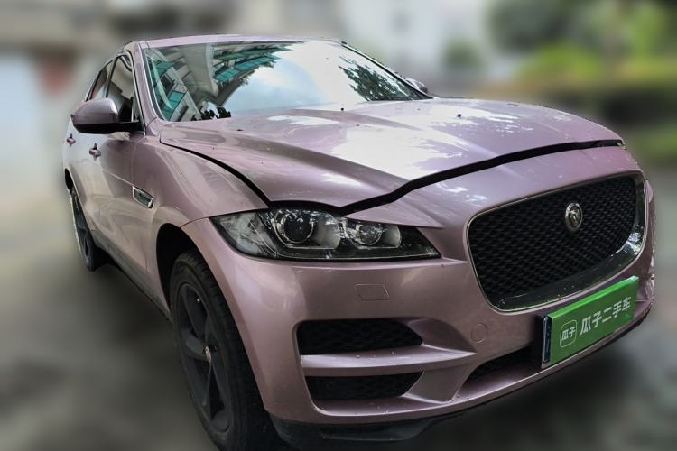 Used Jaguar F-PACE 2020 2.0T Urban Deluxe Edition Front Right 45 Deg