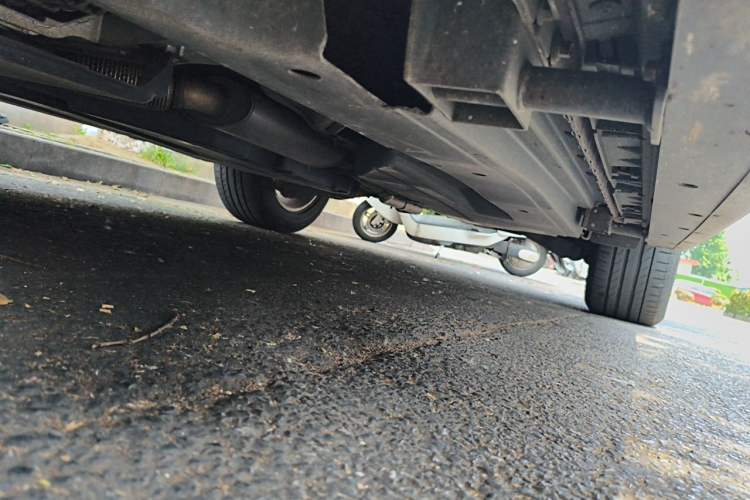 Used Jaguar F-PACE 2020 2.0T Urban Deluxe Edition Chassis Front Left