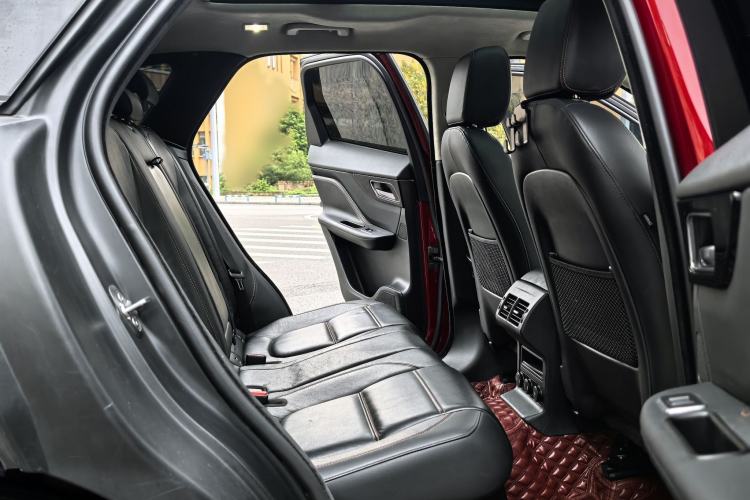 Used Jaguar F-PACE 2020 2.0T Urban Deluxe Edition Interior 2