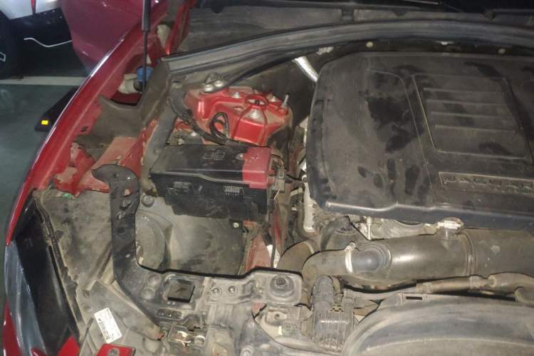 Used Jaguar F-PACE 2020 2.0T Urban Deluxe Edition Engine Bay Right