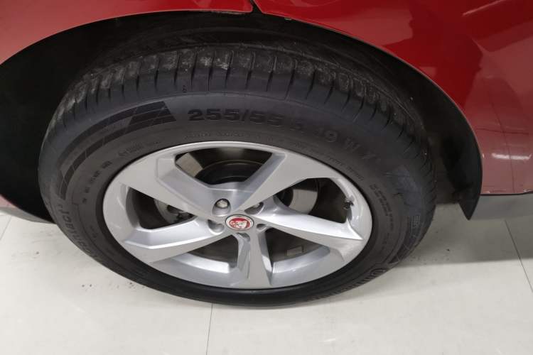 Used Jaguar F-PACE 2020 2.0T Urban Deluxe Edition Exterior 8
