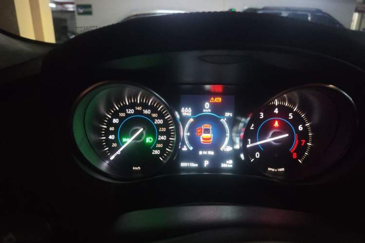 Used Jaguar F-PACE 2020 2.0T Urban Deluxe Edition Instrument Cluster