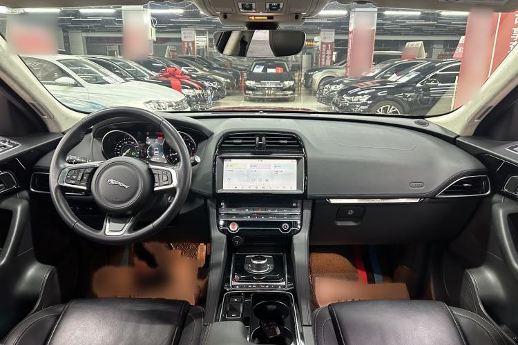 Used Jaguar F-PACE 2020 2.0T Urban Deluxe Edition Interior 1