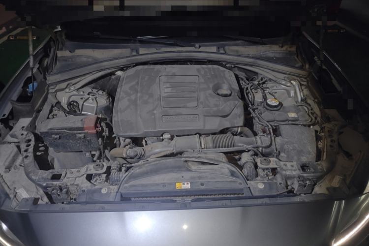 Used Jaguar F-PACE 2020 2.0T Rally Edition Engine Bay
