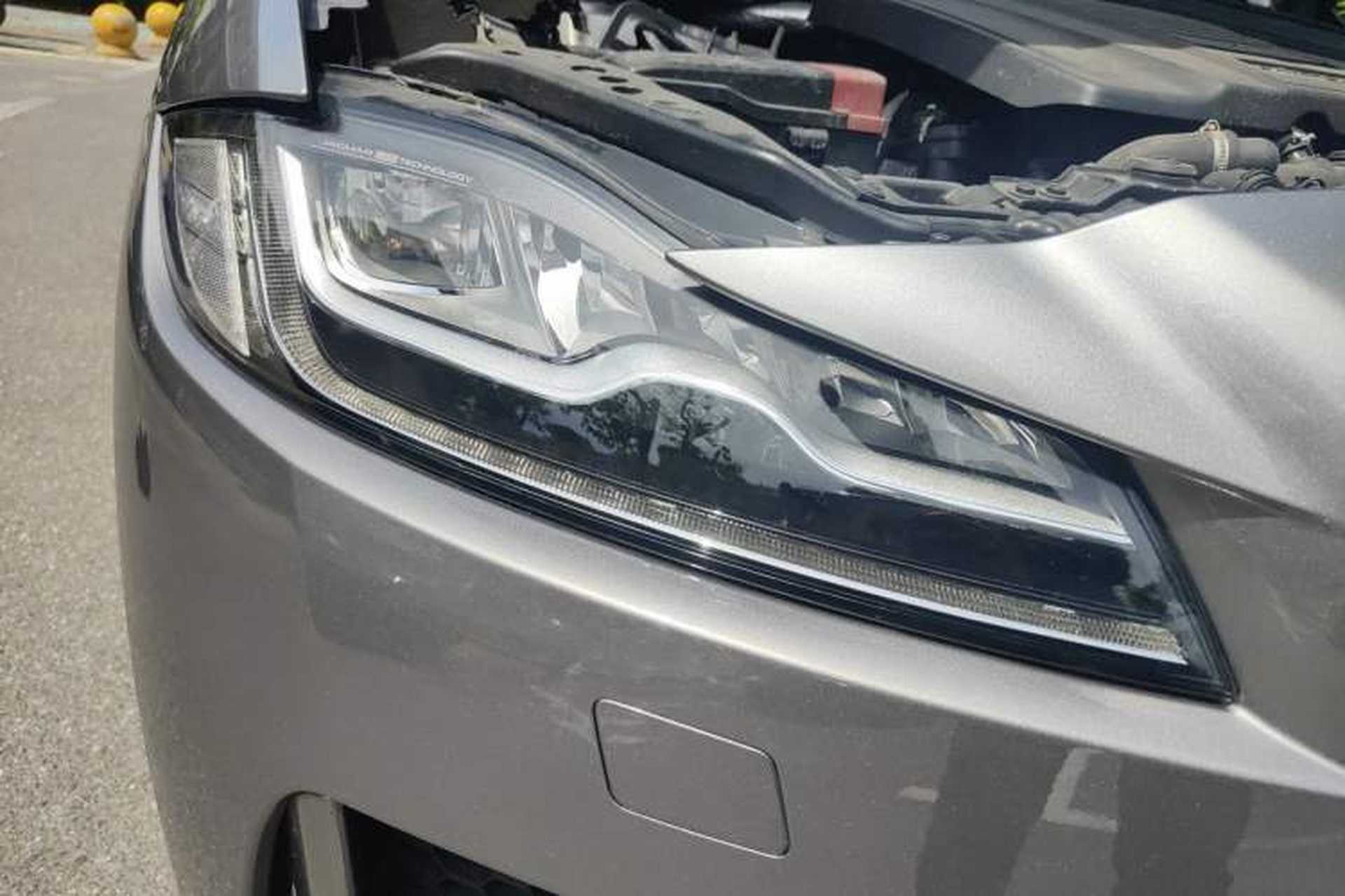 Used Jaguar F-PACE 2020 2.0T Rally Edition Right Front Headlight