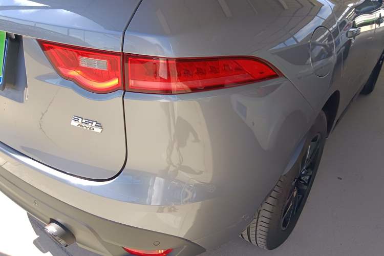 Used Jaguar F-PACE 2020 2.0T Rally Edition Right Rear Taillight