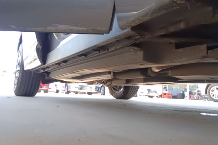 Used Jaguar F-PACE 2020 2.0T Rally Edition Right Side Sill