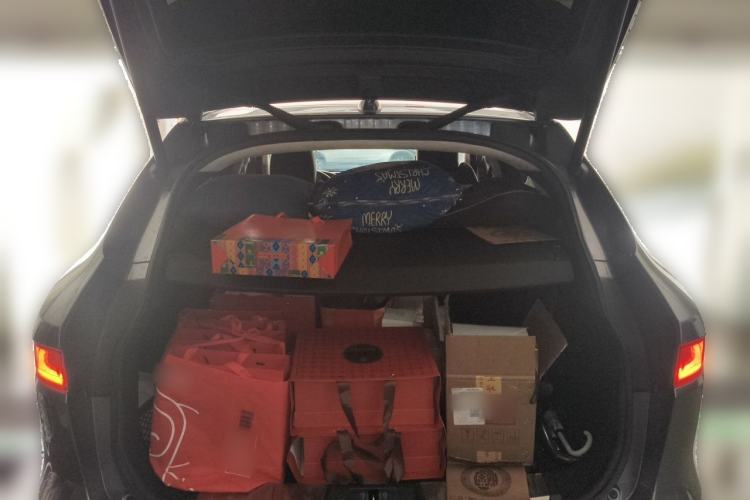 Used Jaguar F-PACE 2020 2.0T Rally Edition Trunk