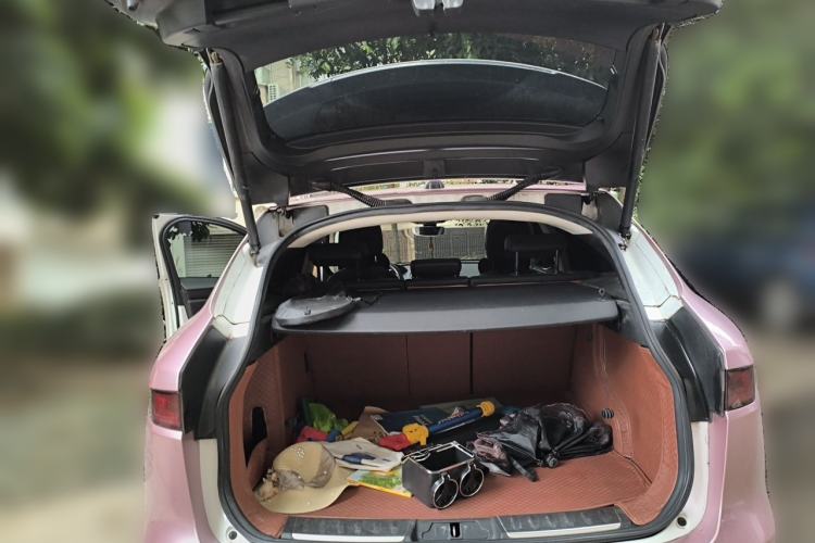 Used Jaguar F-PACE 2020 2.0T Urban Deluxe Edition Trunk