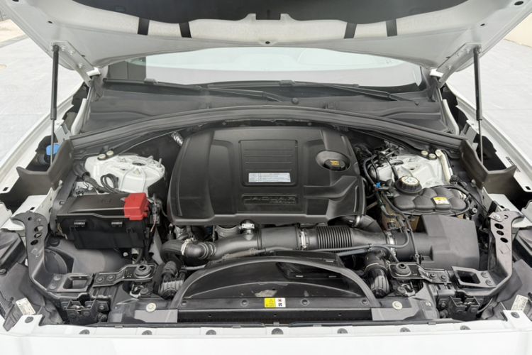 Used Jaguar F-PACE 2020 300-Sport Sports Edition Engine Bay