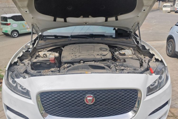 Used Jaguar F-PACE 2020 2.0T Urban Deluxe Edition Engine Bay