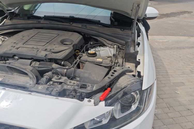 Used Jaguar F-PACE 2020 2.0T Urban Deluxe Edition Engine Bay Left
