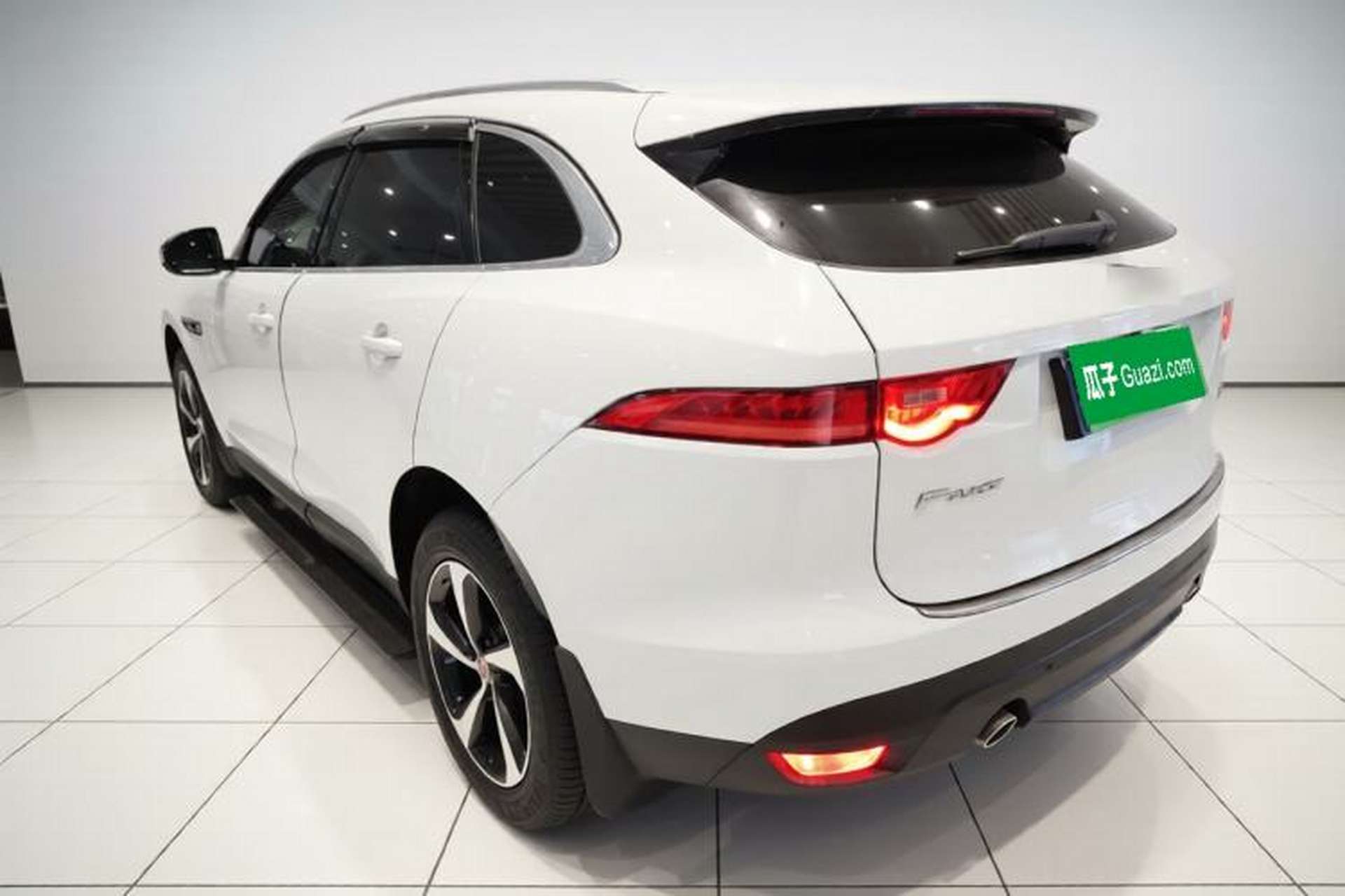Used Jaguar F-PACE 2020 2.0T Urban Deluxe Edition Exterior 2