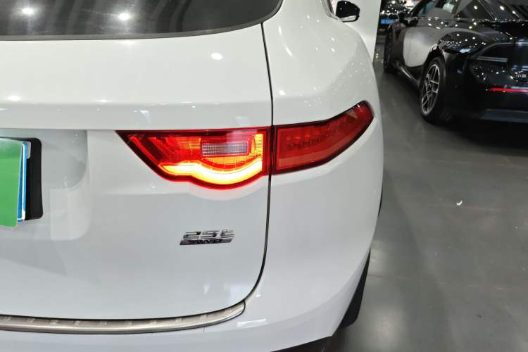 Used Jaguar F-PACE 2020 2.0T Urban Deluxe Edition Exterior 3