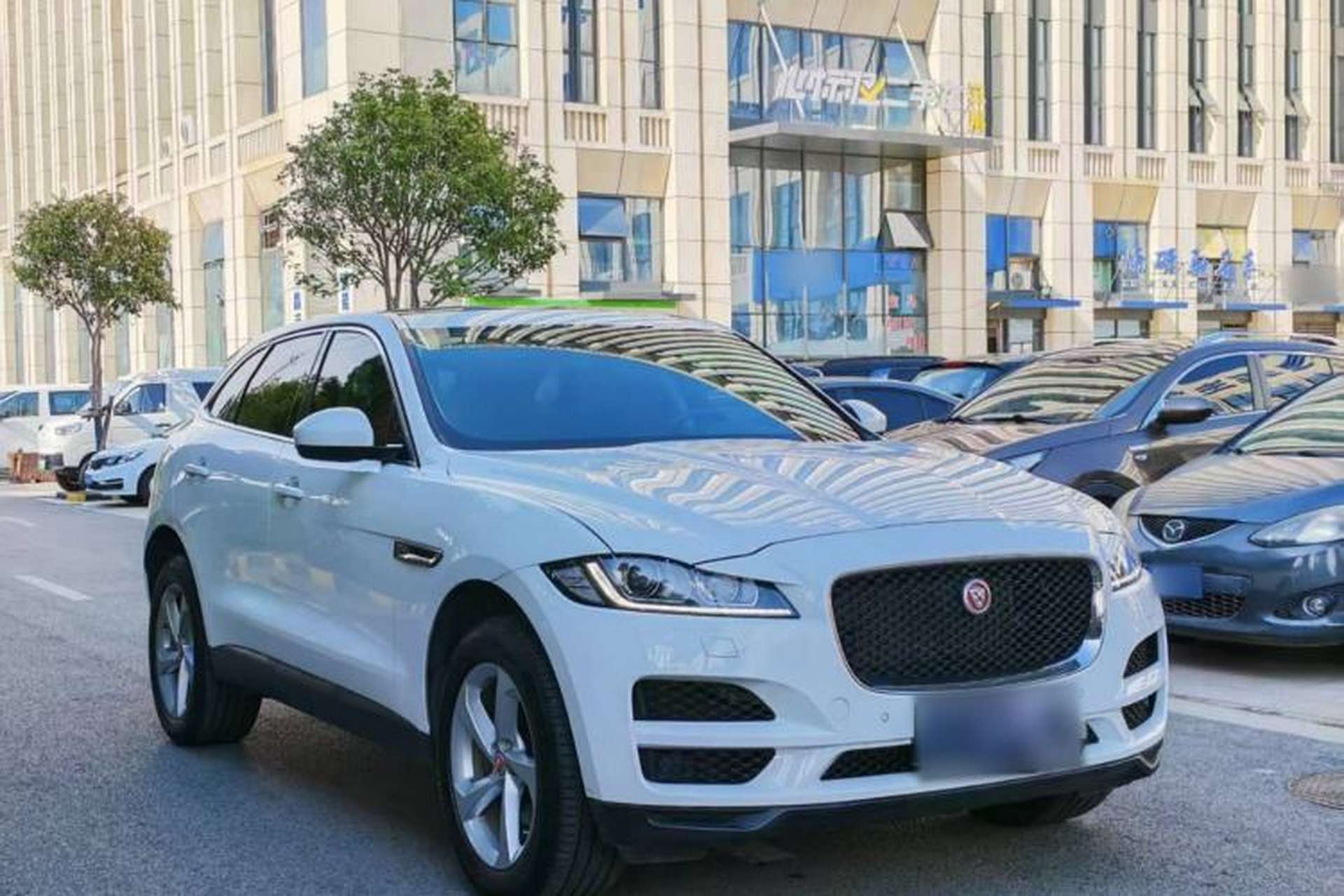 Used Jaguar F-PACE 2020 2.0T Urban Deluxe Edition Exterior 3