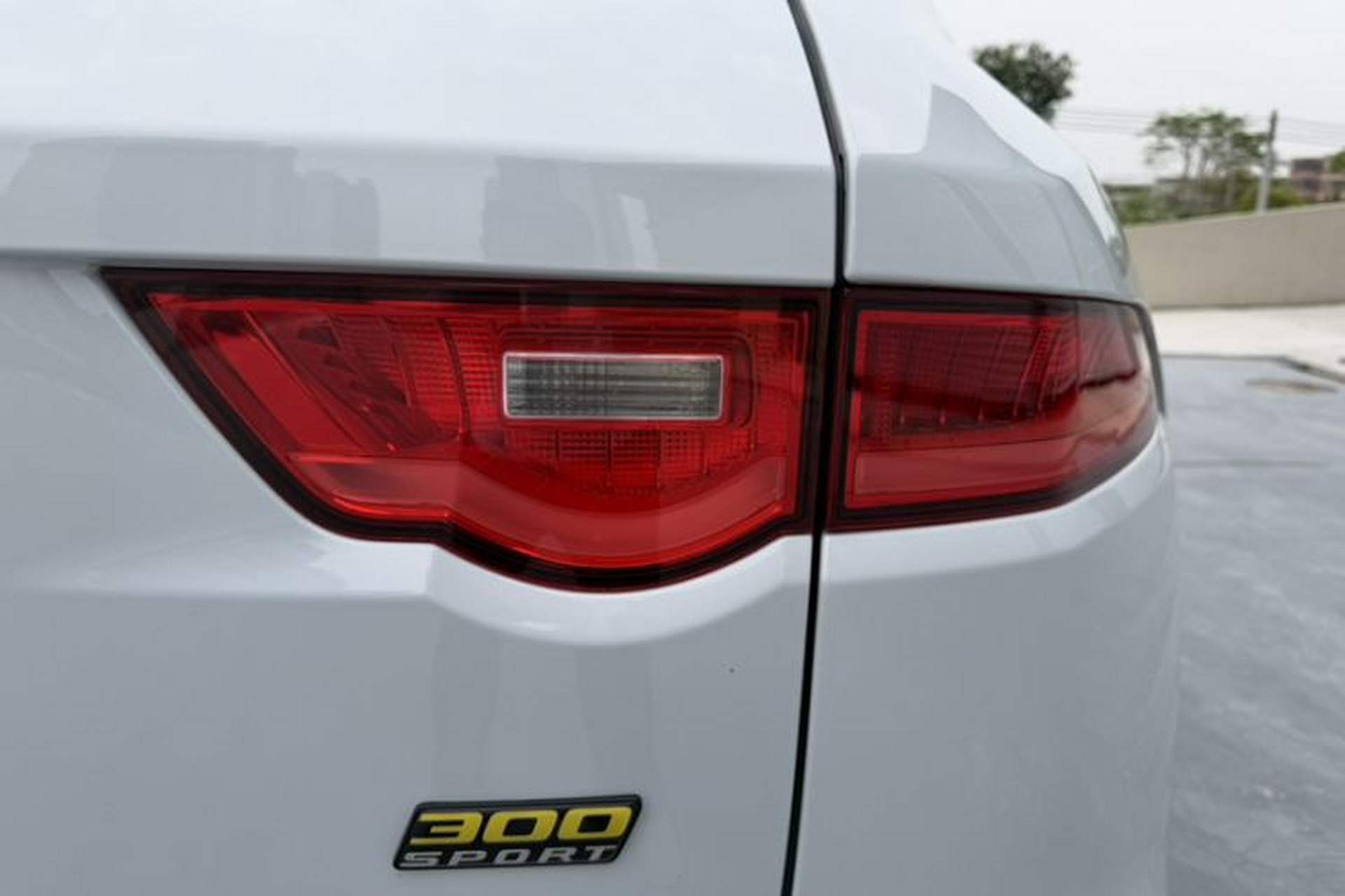 Used Jaguar F-PACE 2020 300-Sport Sports Edition Exterior 6