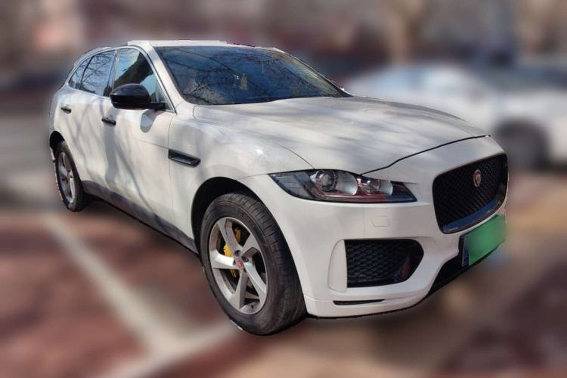 Used Jaguar F-PACE 2020 2.0T Urban Deluxe Edition Front Right 45 Deg