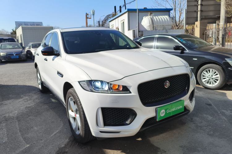 Used Jaguar F-PACE 2020 2.0T Urban Deluxe Edition Front Right 45 Deg