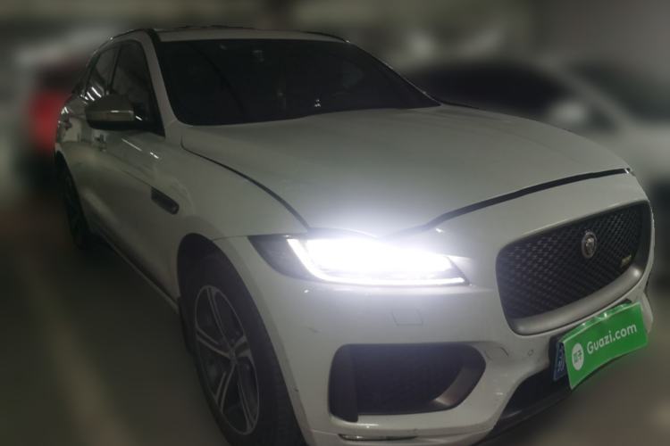 Used Jaguar F-PACE 2020 300-Sport Sports Edition Front Right 45 Deg