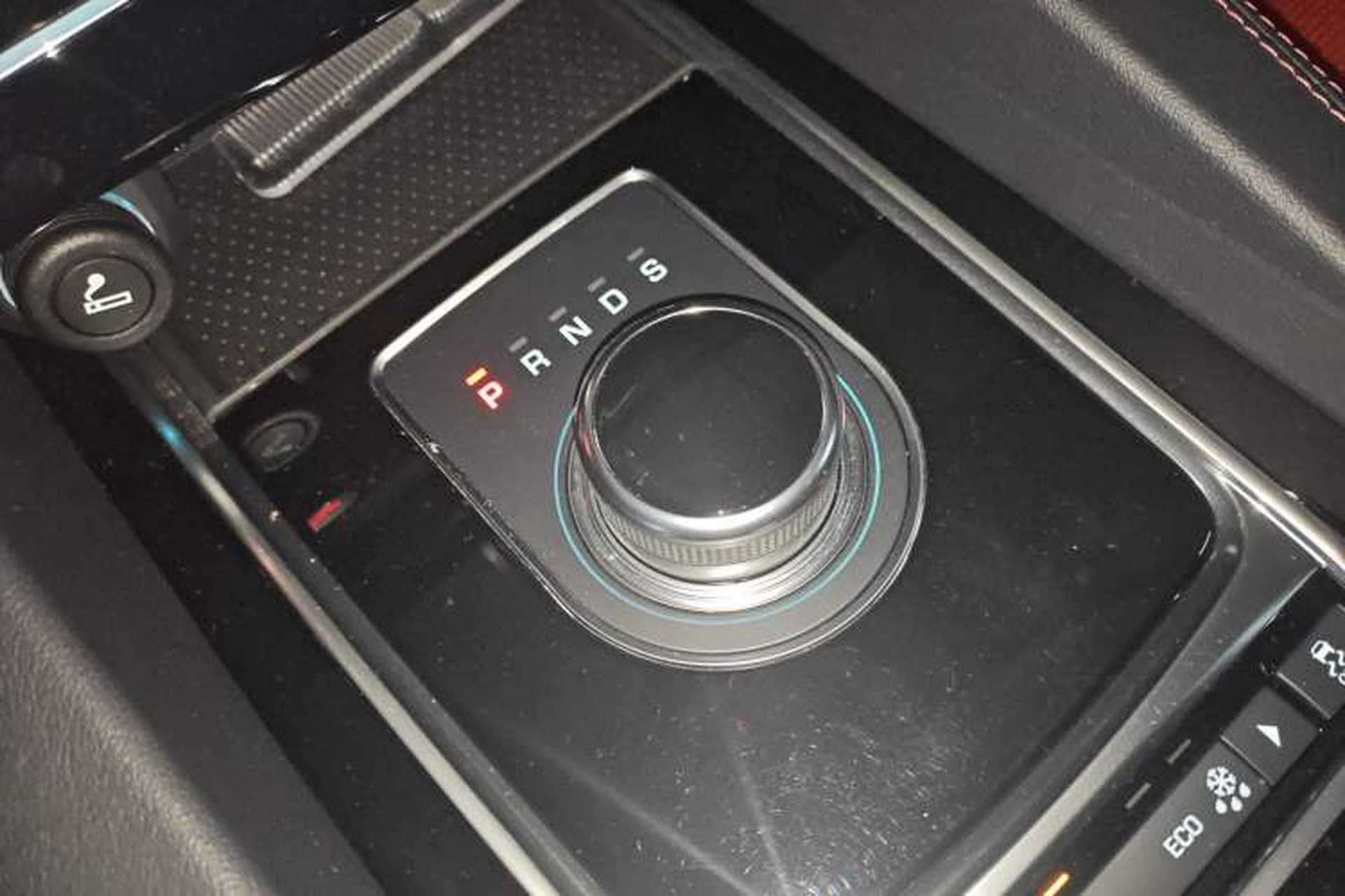 Used Jaguar F-PACE 2020 2.0T Rally Edition Gear Lever