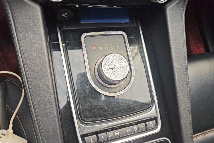 Used Jaguar F-PACE 2020 2.0T Urban Deluxe Edition Gear Lever