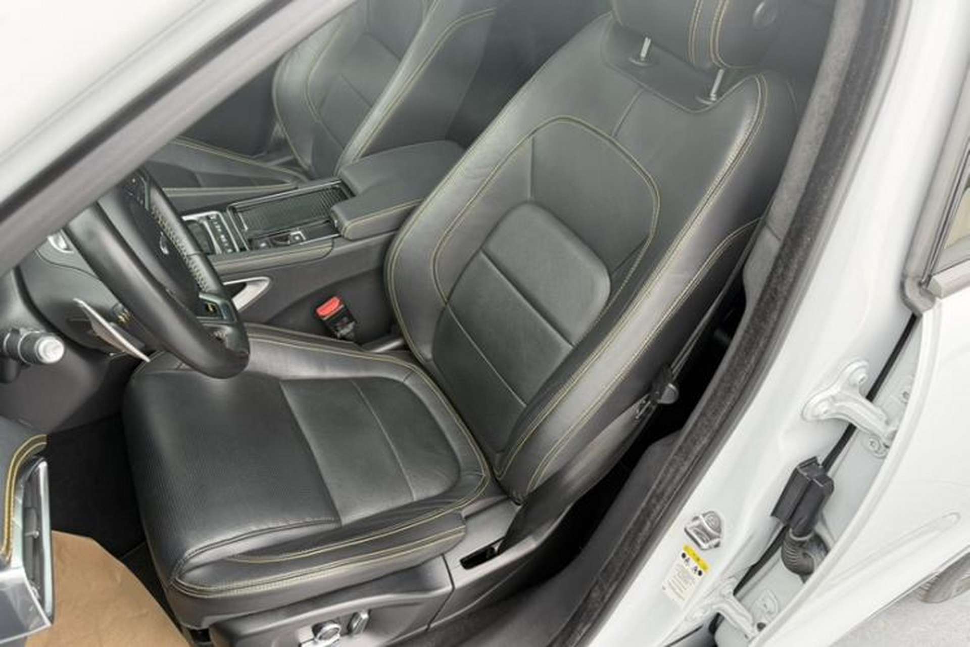 Used Jaguar F-PACE 2020 300-Sport Sports Edition Interior 5
