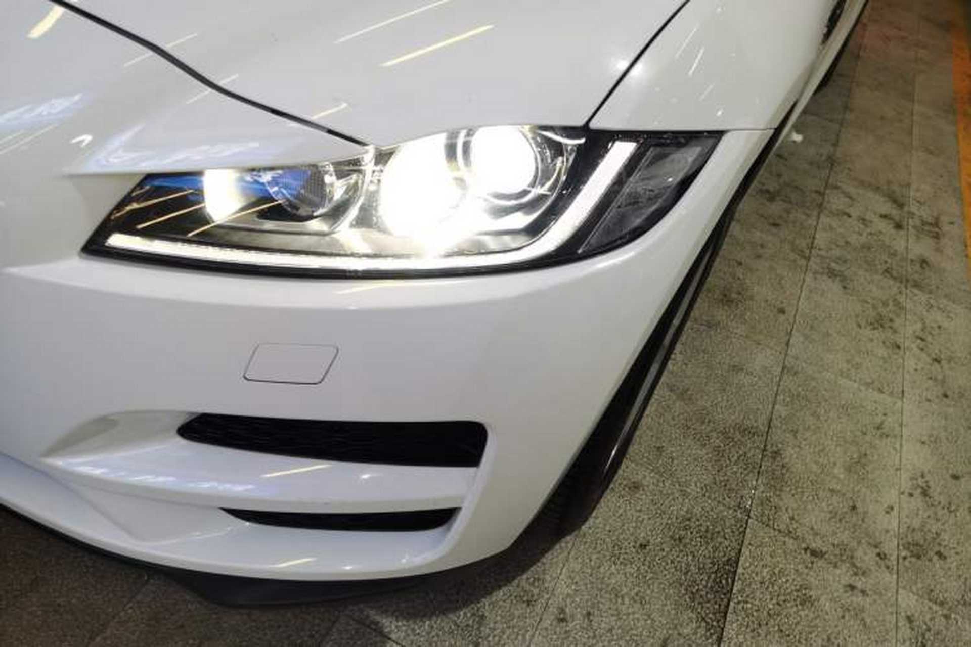 Used Jaguar F-PACE 2020 2.0T Urban Deluxe Edition Left Front Headlight