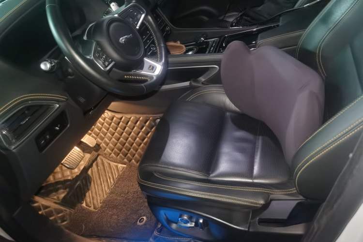 Used Jaguar F-PACE 2020 300-Sport Sports Edition Left Front Seat