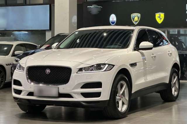 Ojetý Jaguar F-PACE 2020 2.0T Urban Deluxe Edition