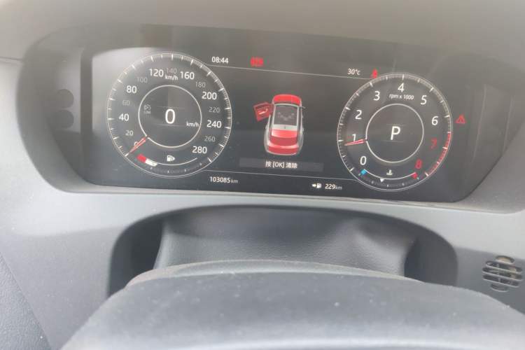 Used Jaguar F-PACE 2020 2.0T Rally Edition Odometer Close Up