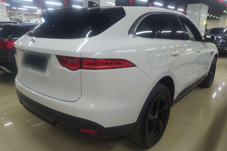 Used Jaguar F-PACE 2020 2.0T Urban Deluxe Edition Rear Right 45 Deg