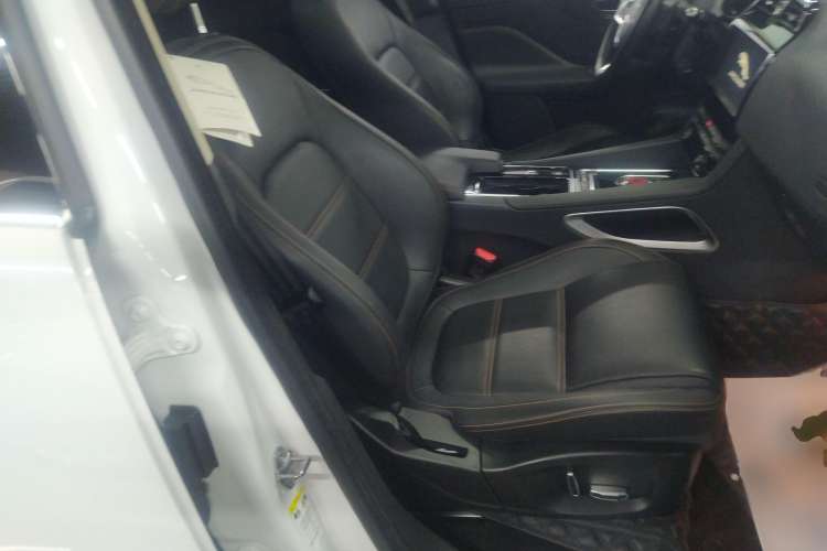Used Jaguar F-PACE 2020 2.0T Urban Deluxe Edition Right Front Seat